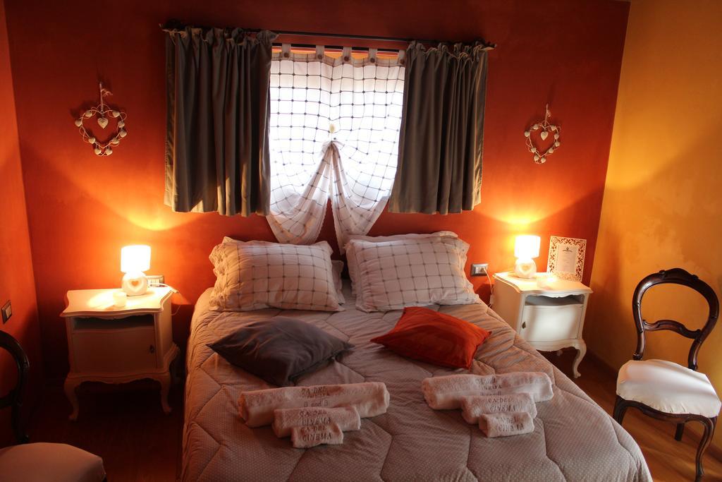 Holiday Home Ca' Del Cinema Mombercelli Pokoj fotografie