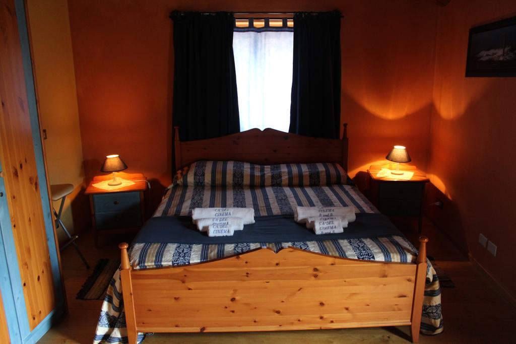 Holiday Home Ca' Del Cinema Mombercelli Pokoj fotografie